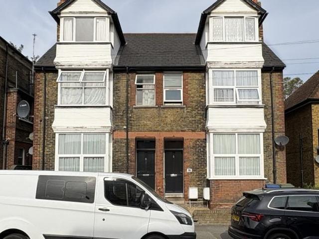 Apartment at Park Road, Borough of Swale