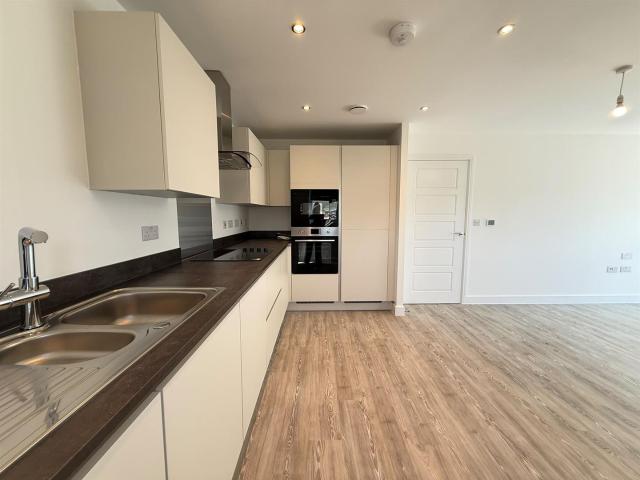 Apartment at Park Road, Swanscombe and Greenhithe