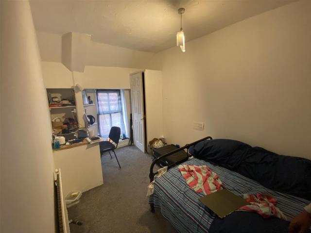 Apartment at Park Street, Pontypridd