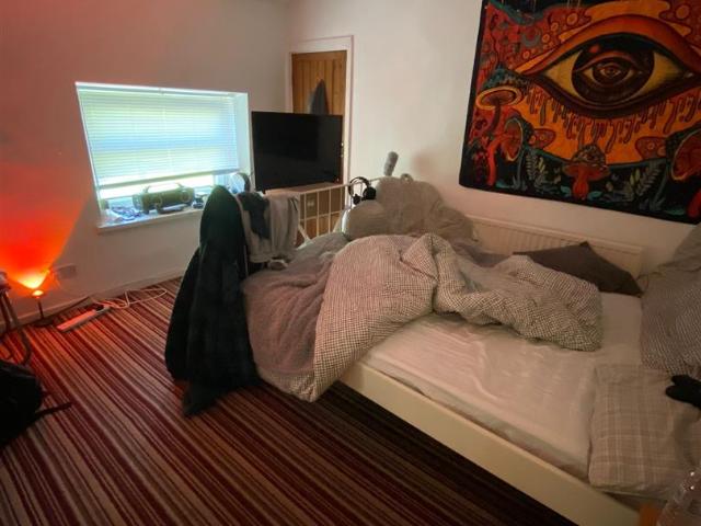 Apartment at Park Street, Pontypridd