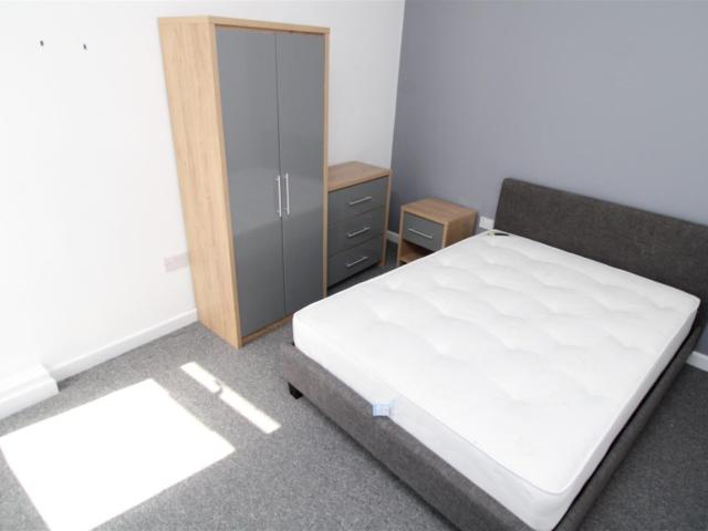 Apartment at Park Street, Pontypridd