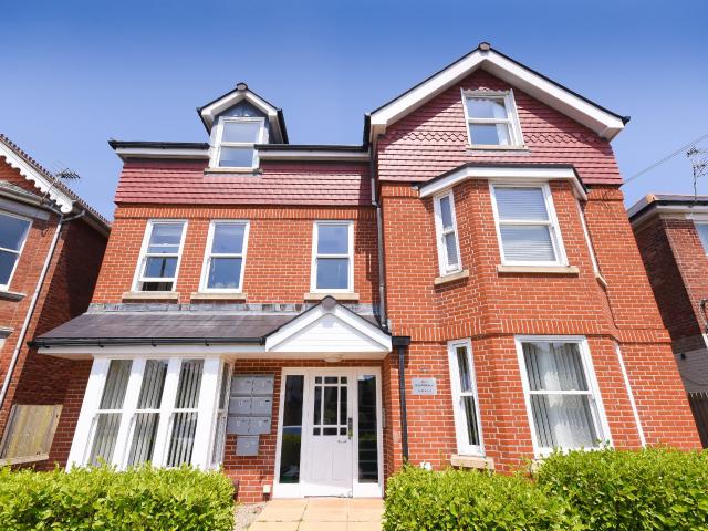 Apartment at Parkwood Road, Bournemouth