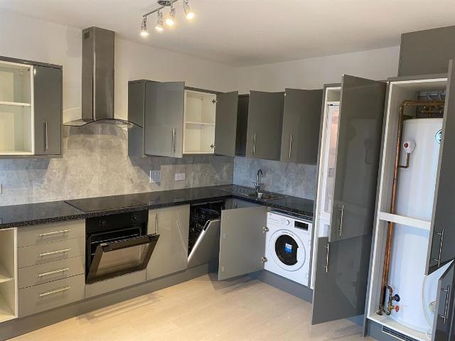 Apartment at Paris Avenue, Newcastle under Lyme
