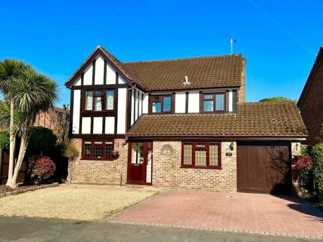 Apartment at Pevensey Way, Surrey Heath