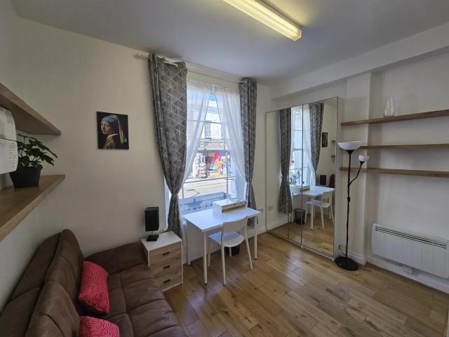 Apartment at Pembridge Road, Greater London