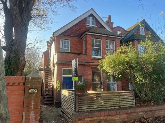 Apartment at Pembroke Crescent, Portslade by Sea
