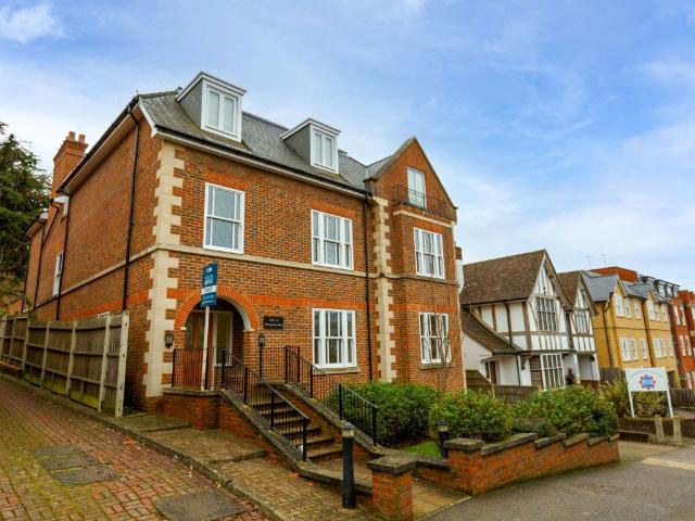 Apartment at Pembroke Road, Sevenoaks