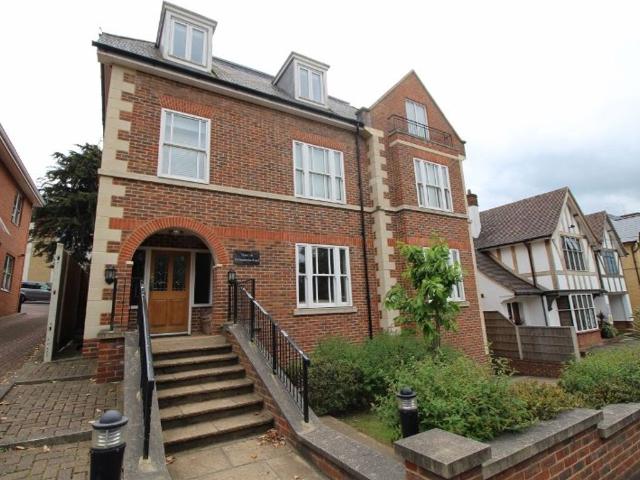 Apartment at Pembroke Road, Sevenoaks
