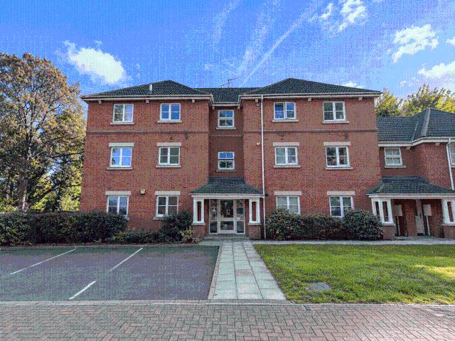 Apartment at Pembury Avenue, Coventry