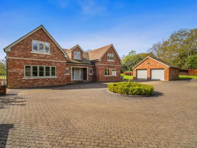 Apartment at Pennypot Lane, Surrey Heath