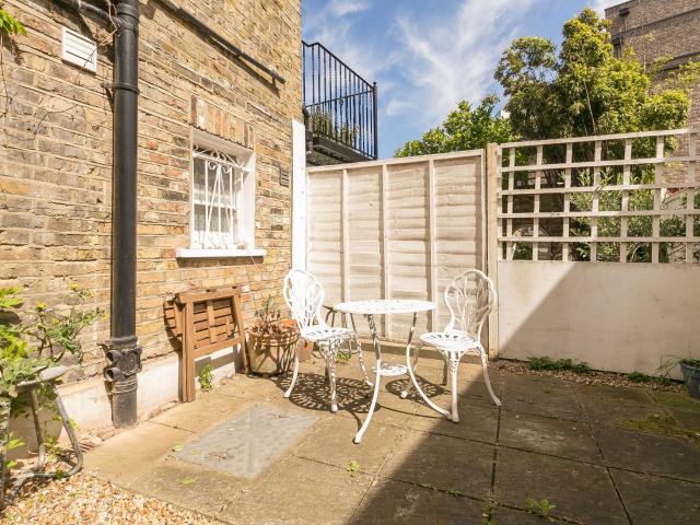 Apartment at Perch Street, Greater London
