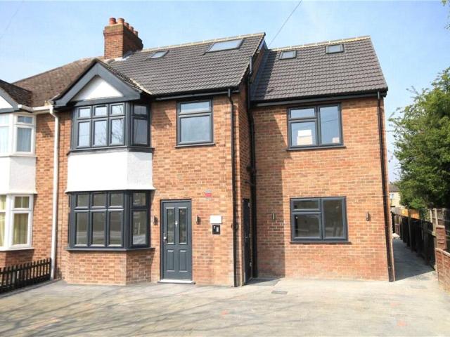 Apartment at Perne Road, Cambridge
