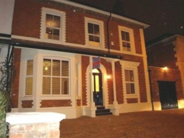 Apartment at Pershore Road, Birmingham