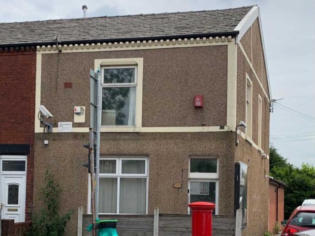 Apartment at Plodder Lane, Farnworth