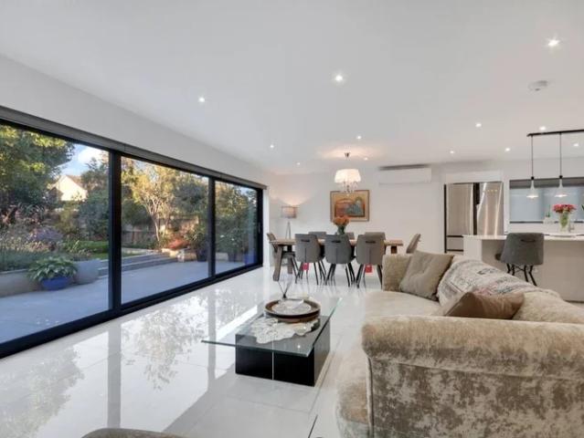 House at Priest's Lane, Brentwood