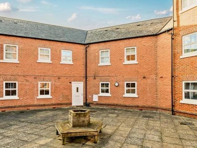Apartment at Priory Court, Berkhamsted