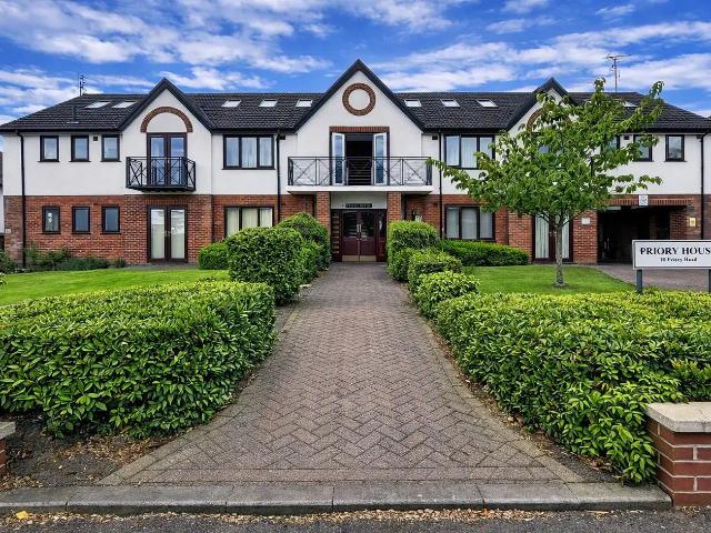Apartment at Priory Road, Kenilworth