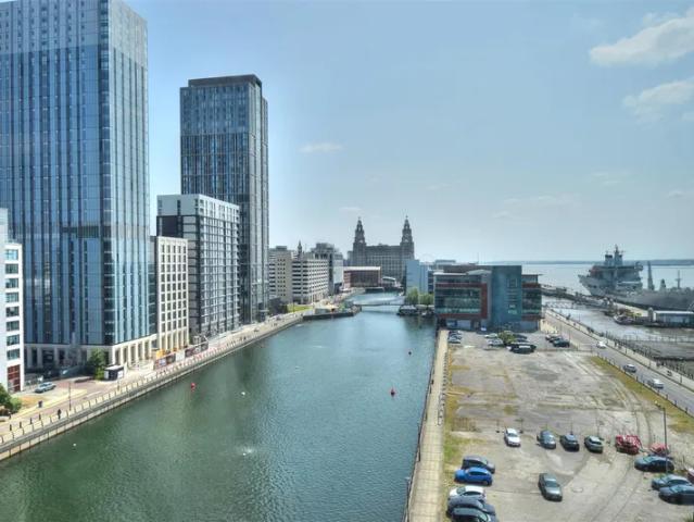 Apartment at Princes Parade, Liverpool