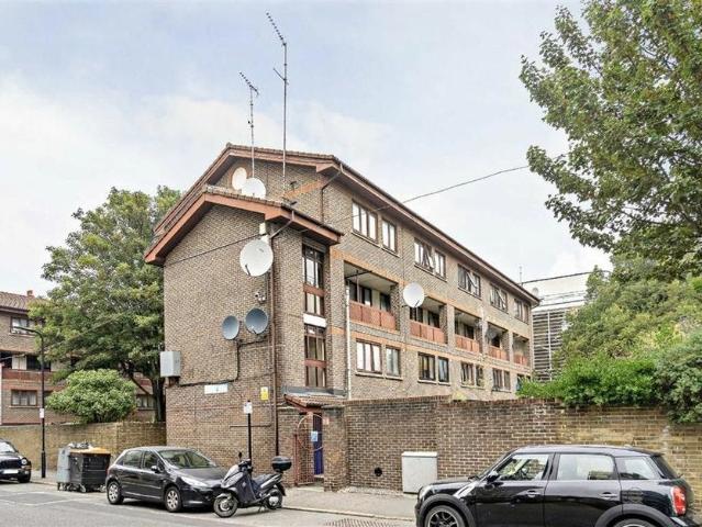 Apartment at Purcell Street, Greater London