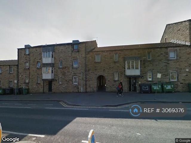 Apartment at Queen Elizabeth Gardens, Kirklees
