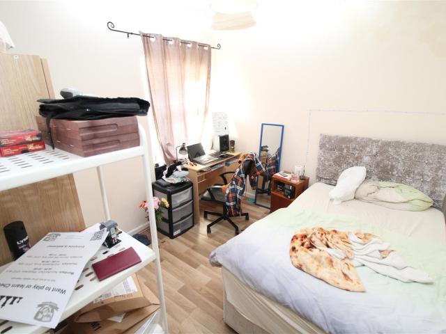 Apartment at Queen Street, Pontypridd