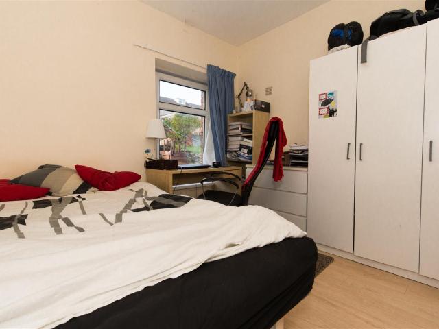 Apartment at Queen Street, Pontypridd