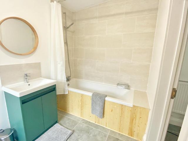 Apartment at Queen Street, Pontypridd