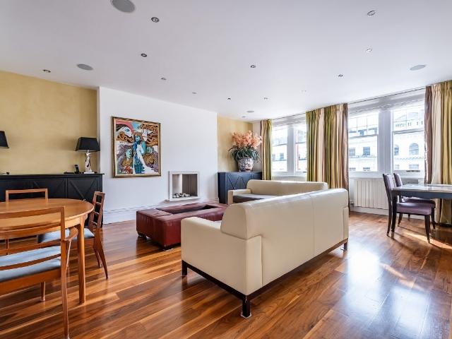 Apartment at Queen's Gate, Greater London
