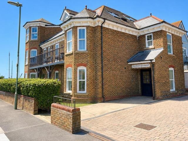 Apartment at Queens Road, Lee on the Solent