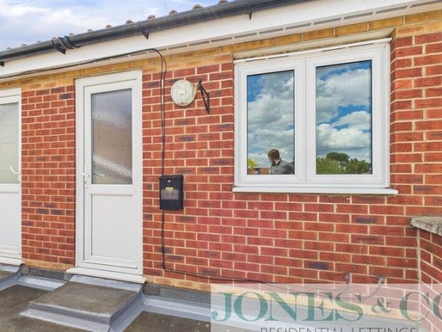 Apartment at Queens Square, Breckland District
