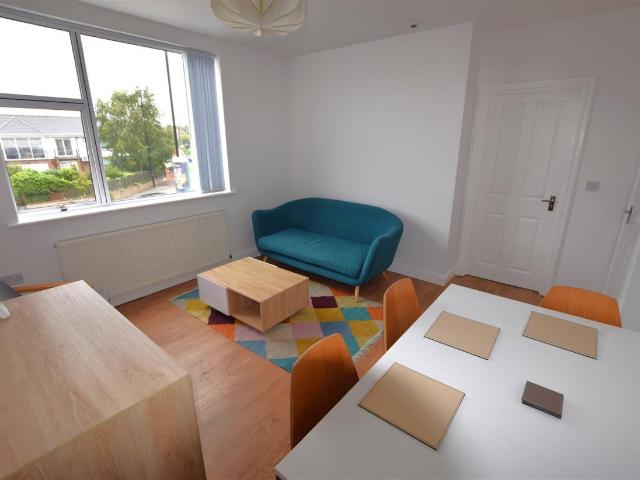 Apartment at Quinton Parade, Coventry