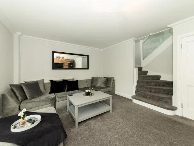 Apartment at Routh Lane, Reading
