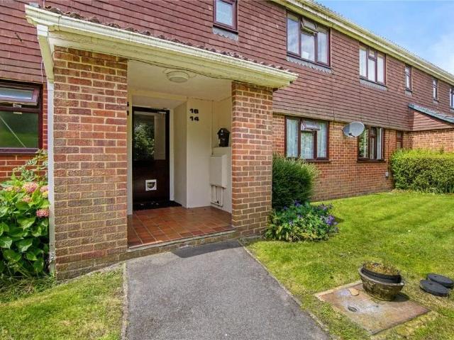 Apartment at Robyns Way, Sevenoaks