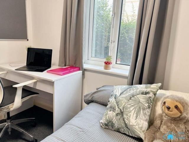 Apartment at Rochester Riverside Walk, Rochester