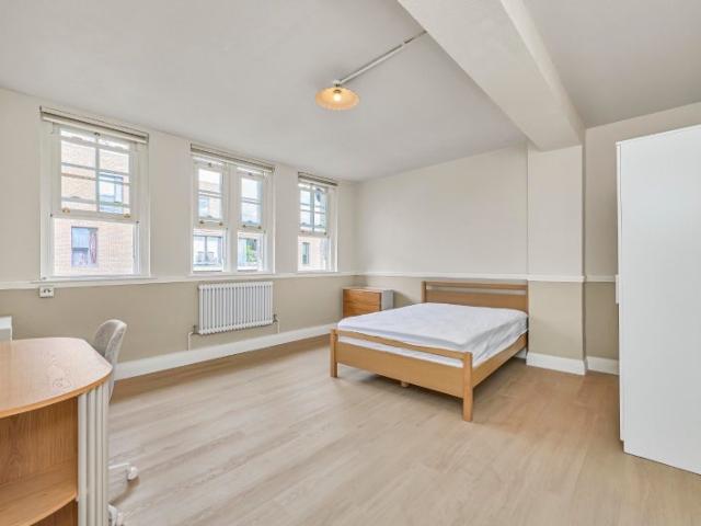 Apartment at Rodney Road, Greater London