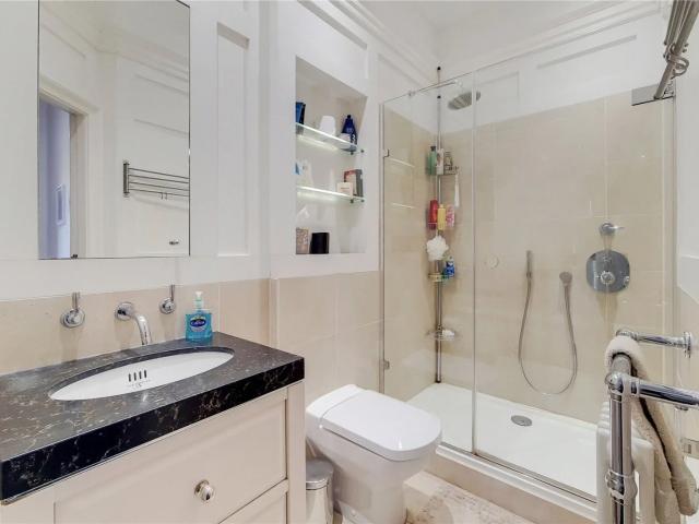 Apartment at Roehampton Lane, Greater London