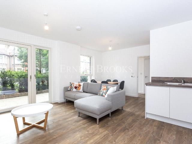Apartment at Ron Leighton Way, Greater London