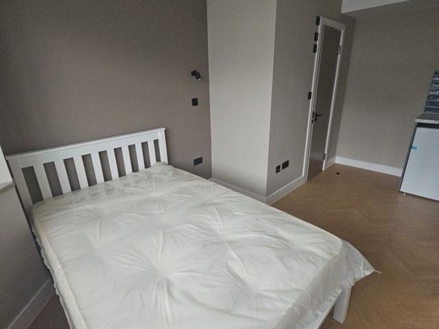 Apartment at Ronelean Road, Greater London