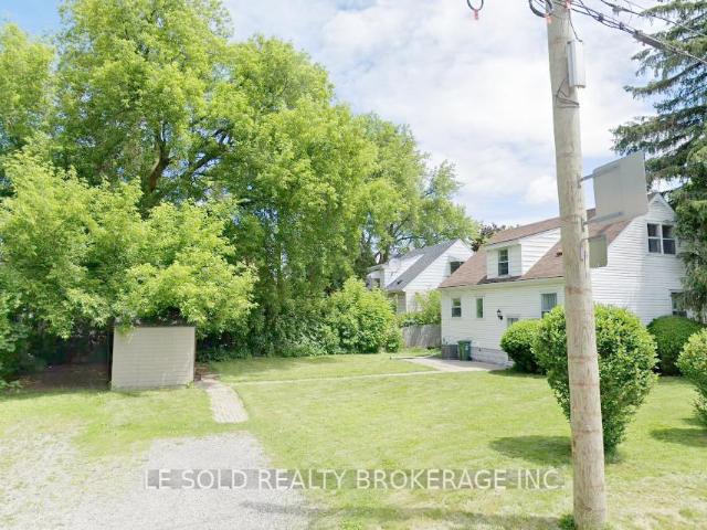 apartment at ROOM BSMT 112 LELAND STREET, Hamilton, Ontario, L8S3A2