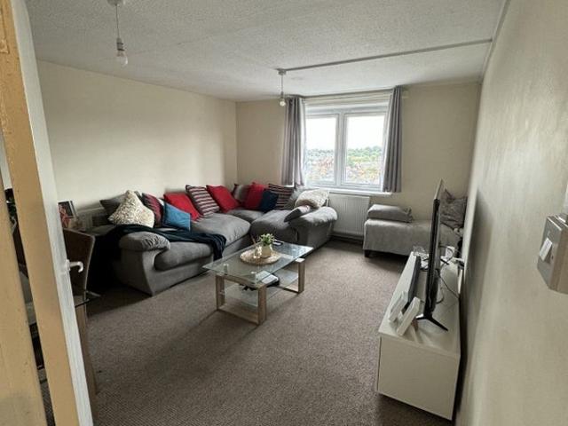 Apartment at Rosehill Close, Salford