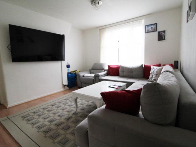 Apartment at Rossendale Street, Greater London