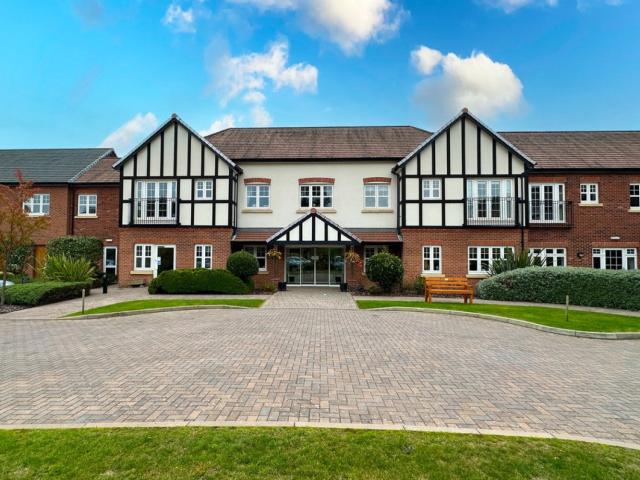 Apartment at Ravenshaw Court, Metropolitan Borough of Solihull