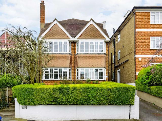 Apartment at Raymond Road, Greater London