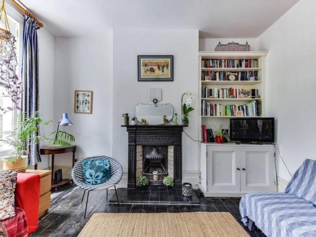Apartment at Railton Road, Greater London