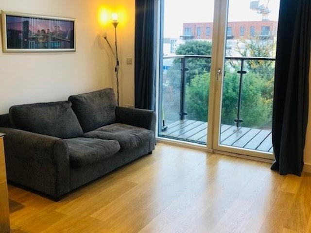 Apartment at Railway Terrace, Slough