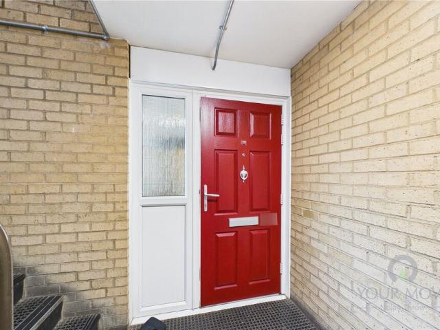 Apartment at Ramsons Avenue, Milton Keynes