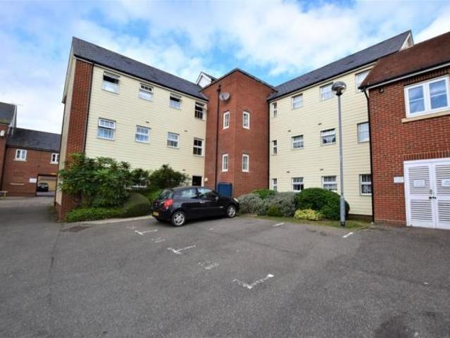 Apartment at Randall Close, Witham