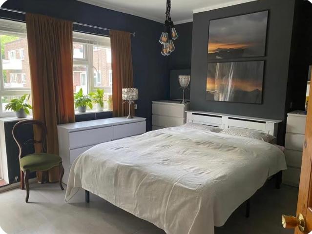 Apartment at Randall Close, Greater London
