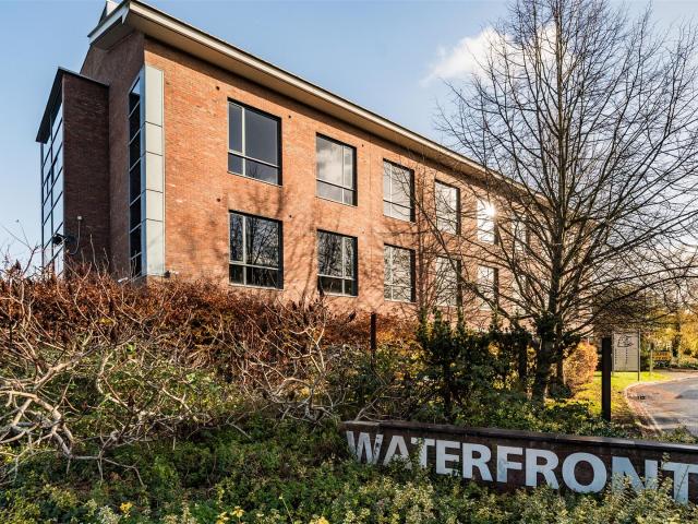 Apartment at Reading Road South, Hart