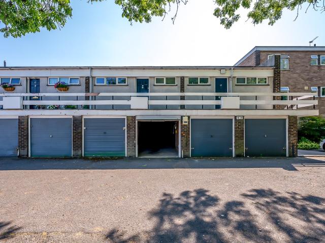 Apartment at Rectory Green, Greater London